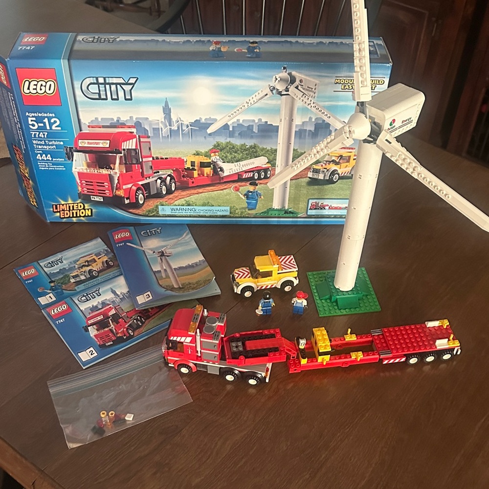 LEGO City Wind Turbine Transport Set (7747)